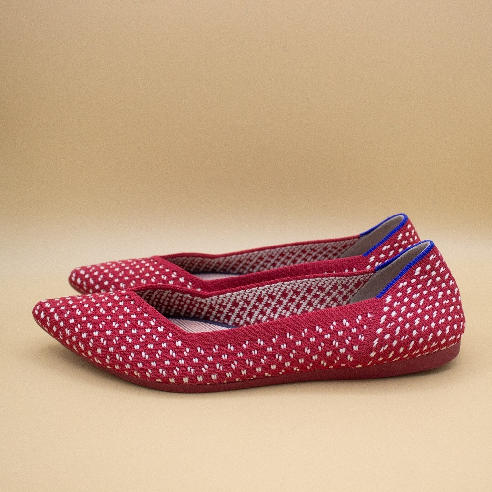 Rothy's Red Apple Honeycomb Knit Point Flat Shoes Women's Size 6.5